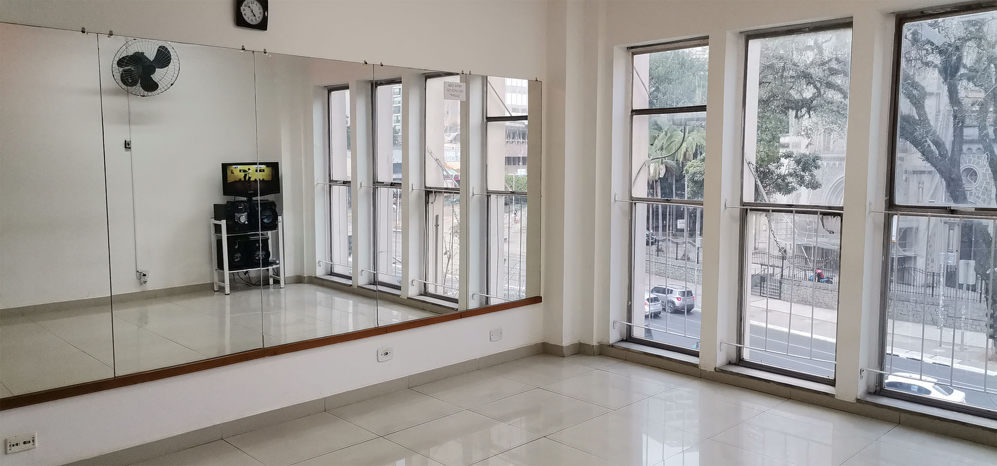 Aulas de para todas idades, Danca de Salao, do Ventre, Cigana na Consolacao, a partir de 99,00, duas vezes na semana, prox. 9 9295 6988, Metro Higienopolis-Mack